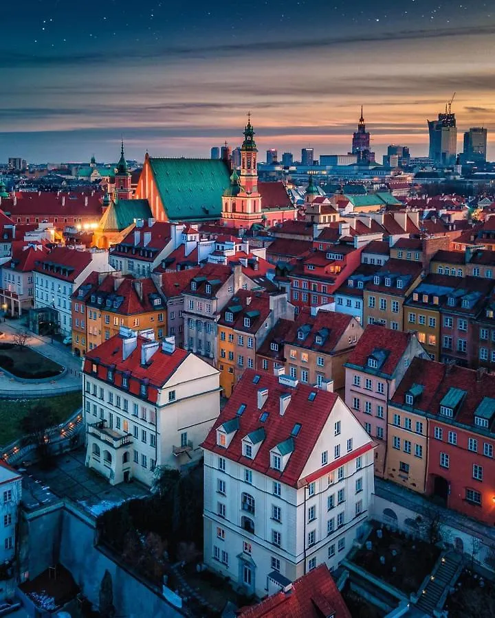 Lily Metro Wifi 1 Gbs 70'Tv Netflix Hbo Max Appletv Lägenhet Warszawa Polen