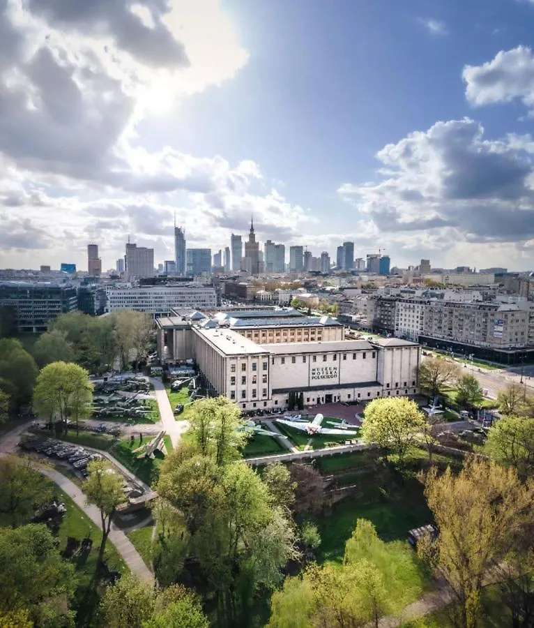 Lily Metro Wifi 1 Gbs 70'Tv Netflix Hbo Max Appletv Lägenhet Warszawa Polen